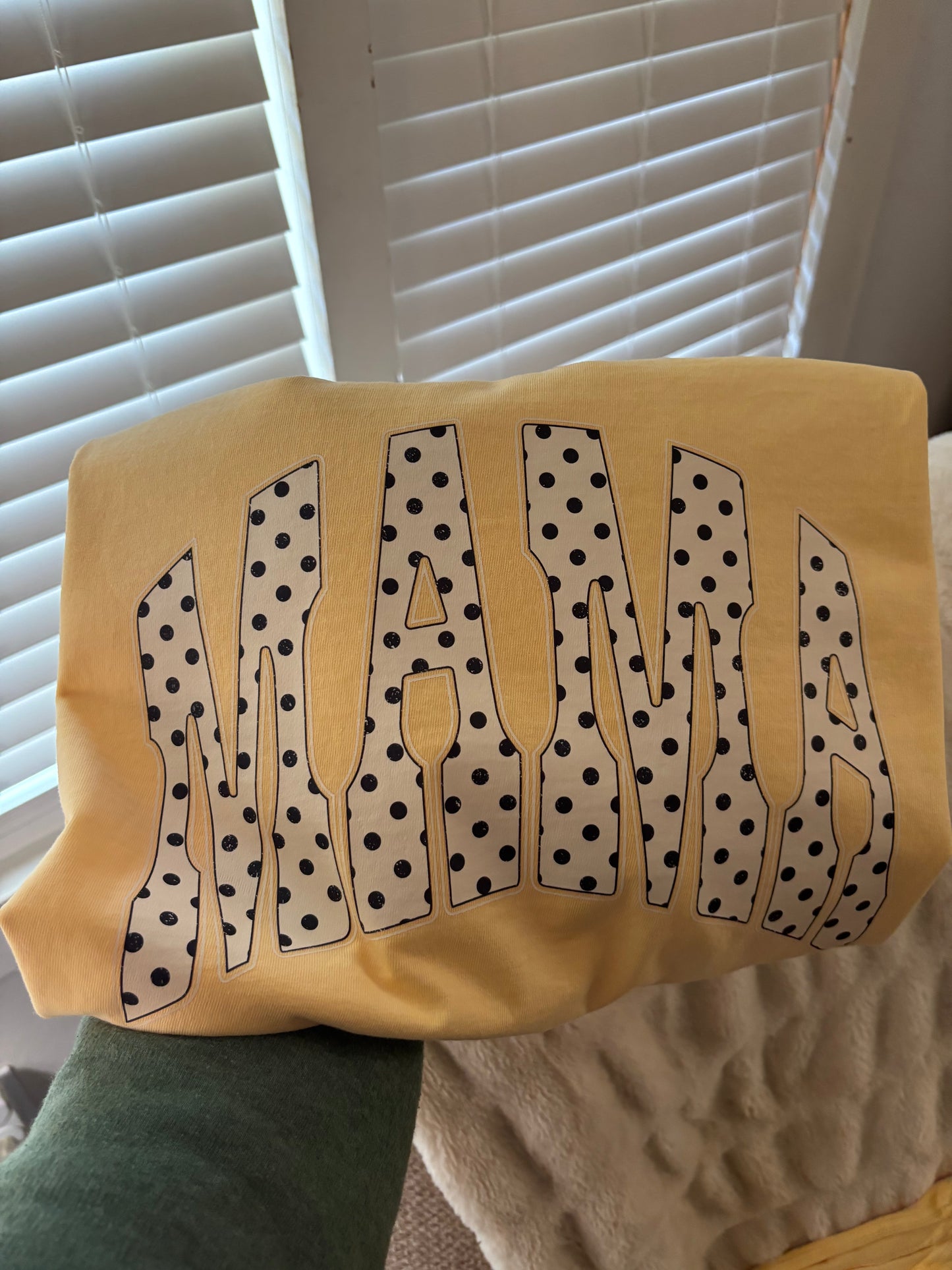 Mama Dots Tee